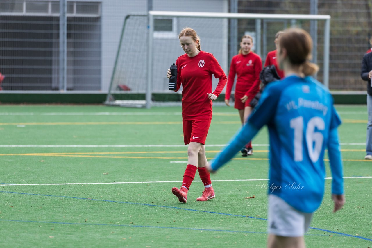 Bild 241 - wBJ VfL Pinneberg - Eimsbuettler TV2 : Ergebnis: 3:5